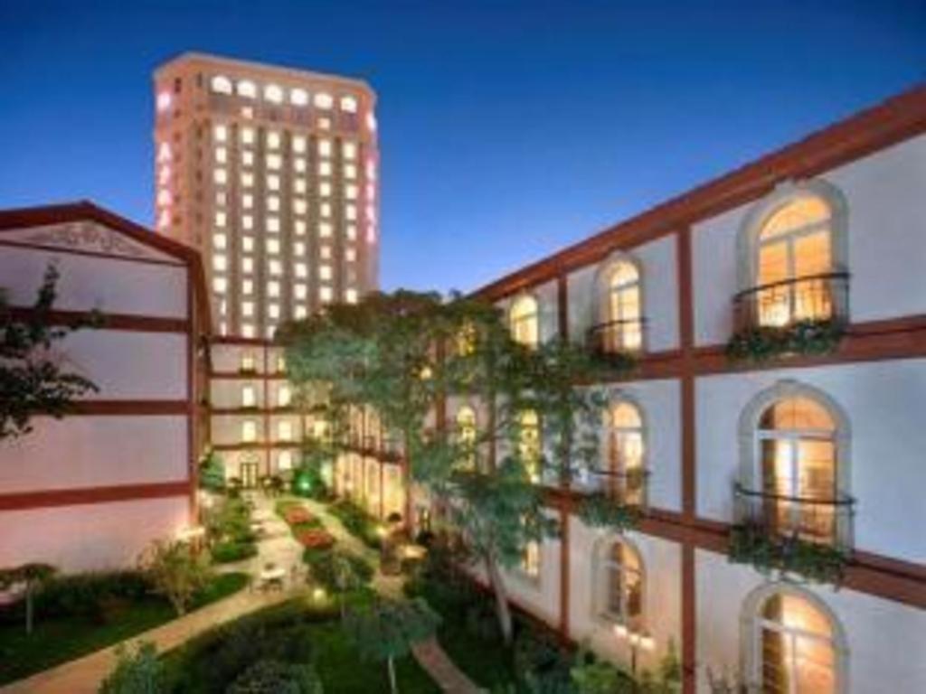 Dong Fang Hotel Beijing Bagian luar foto