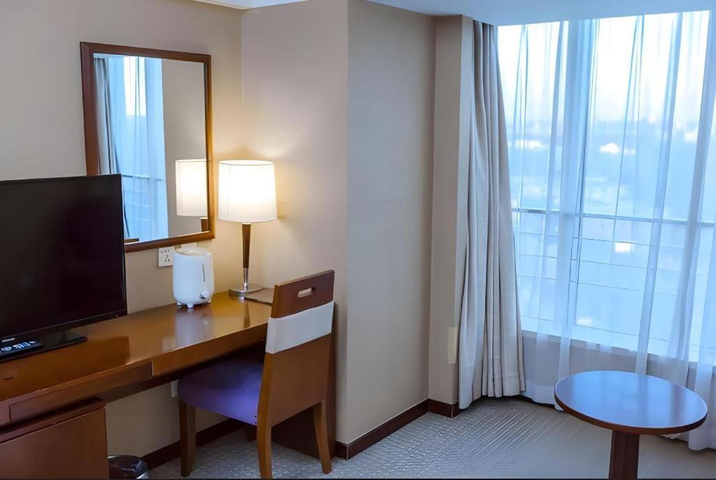 Dong Fang Hotel Beijing Bagian luar foto