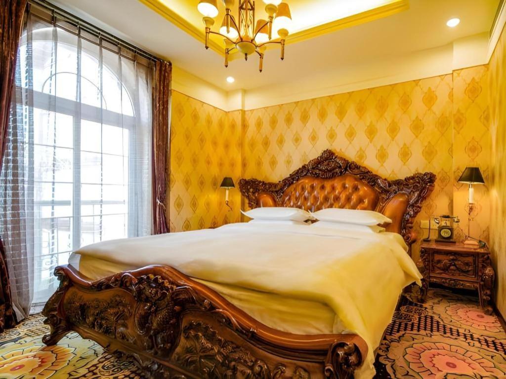 Dong Fang Hotel Beijing Bagian luar foto